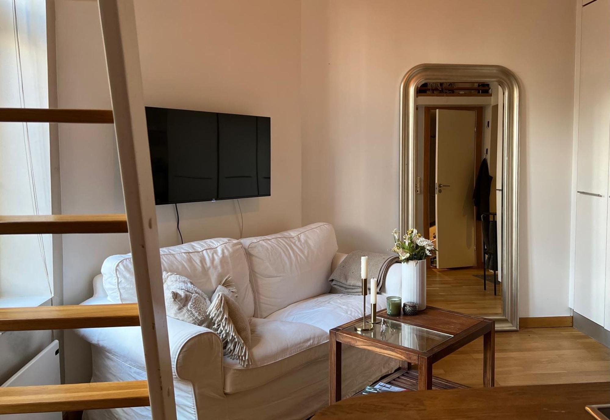 Frogner - - Mai -juni * Oslo